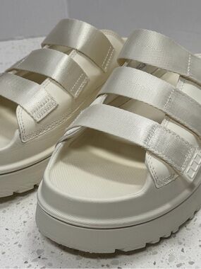 UGG Platform Slide Sandals Crisp white Triple Strap Chunky Comfort Slides 10